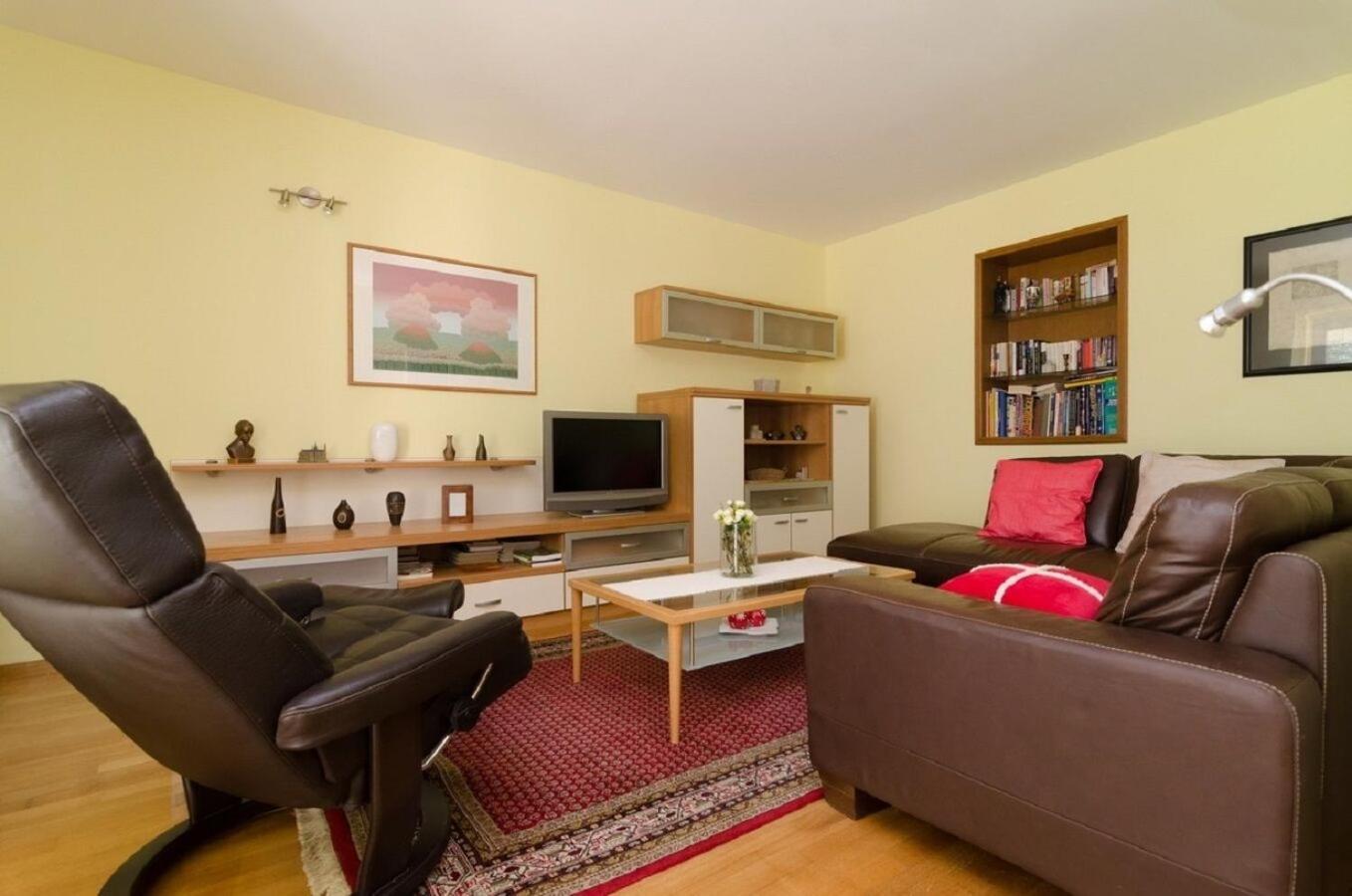 Holiday Home Old Town - Great Location Нин Экстерьер фото
